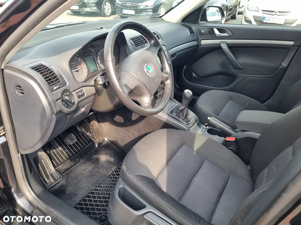 Skoda Octavia 2.0 TDI Elegance - 11