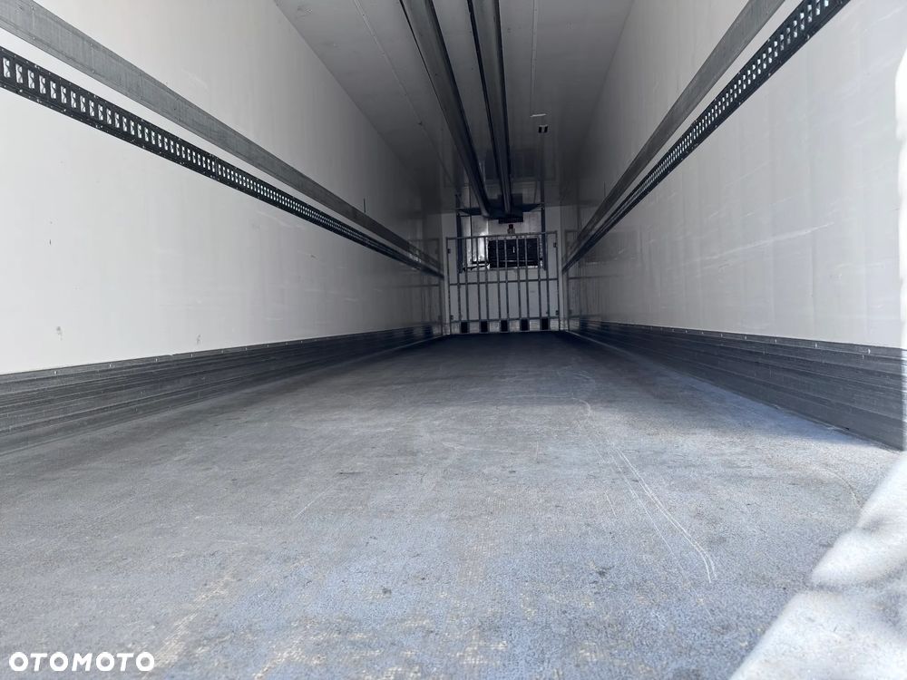 Chereau CSD3 Thermoking SLX400 - 23