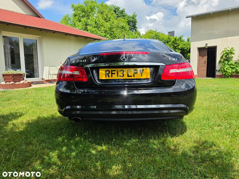 Mercedes-Benz Klasa E 250 CDI 7G-TRONIC - 13