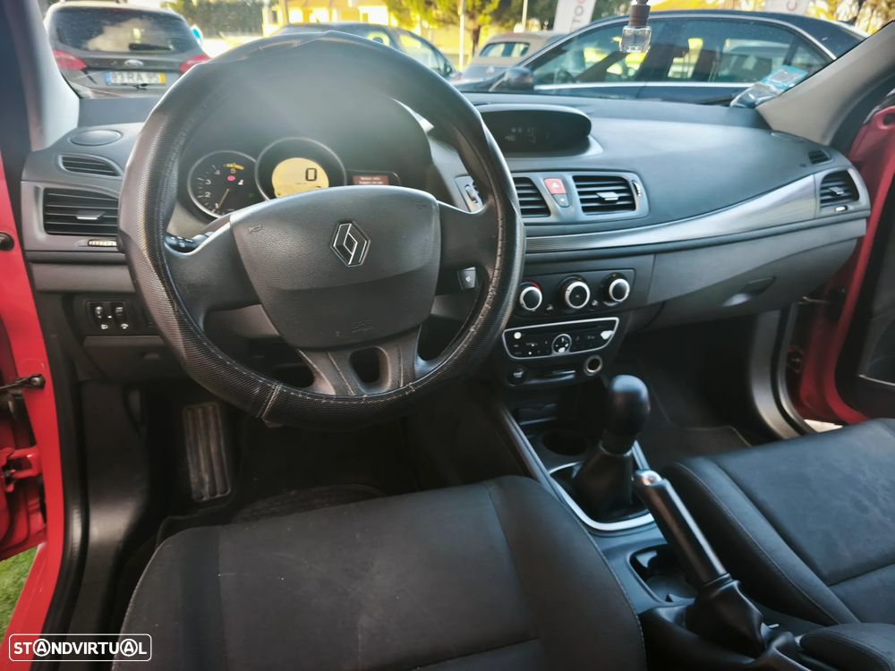 Renault Mégane Sport Tourer 1.5 dCi Dynamique - 29