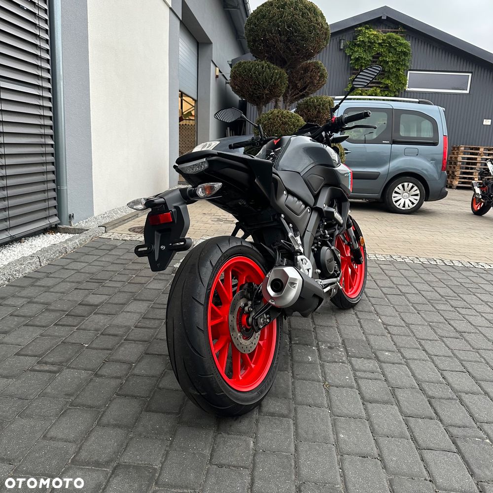 Yamaha MT - 3