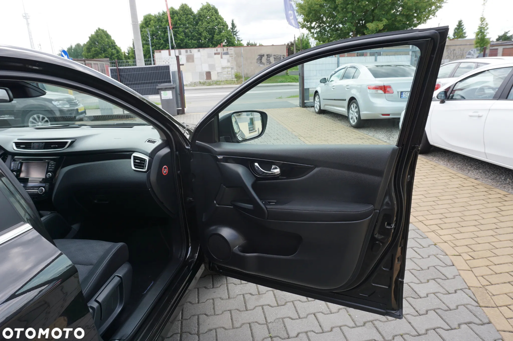 Nissan Qashqai 1.2 DIG-T Acenta EU6 - 23