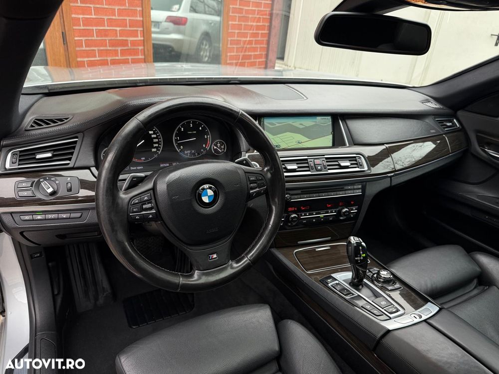 BMW Seria 7 730d xDrive Edition Exclusive - 23