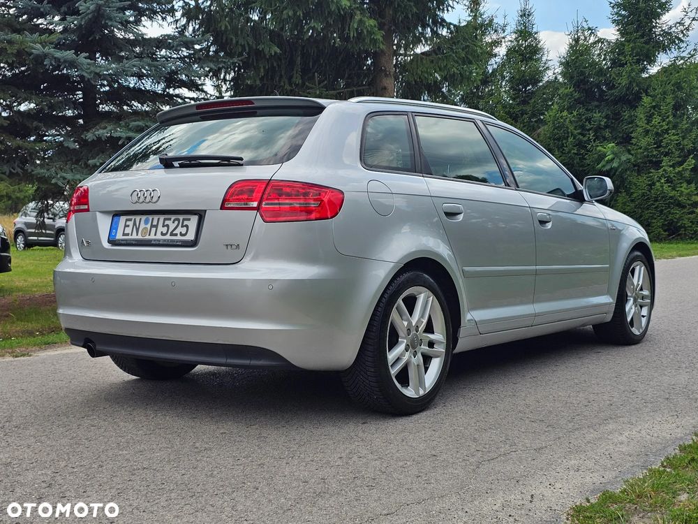 Audi A3 Sportback 2.0 TDI DPF S line Sportpaket - 30
