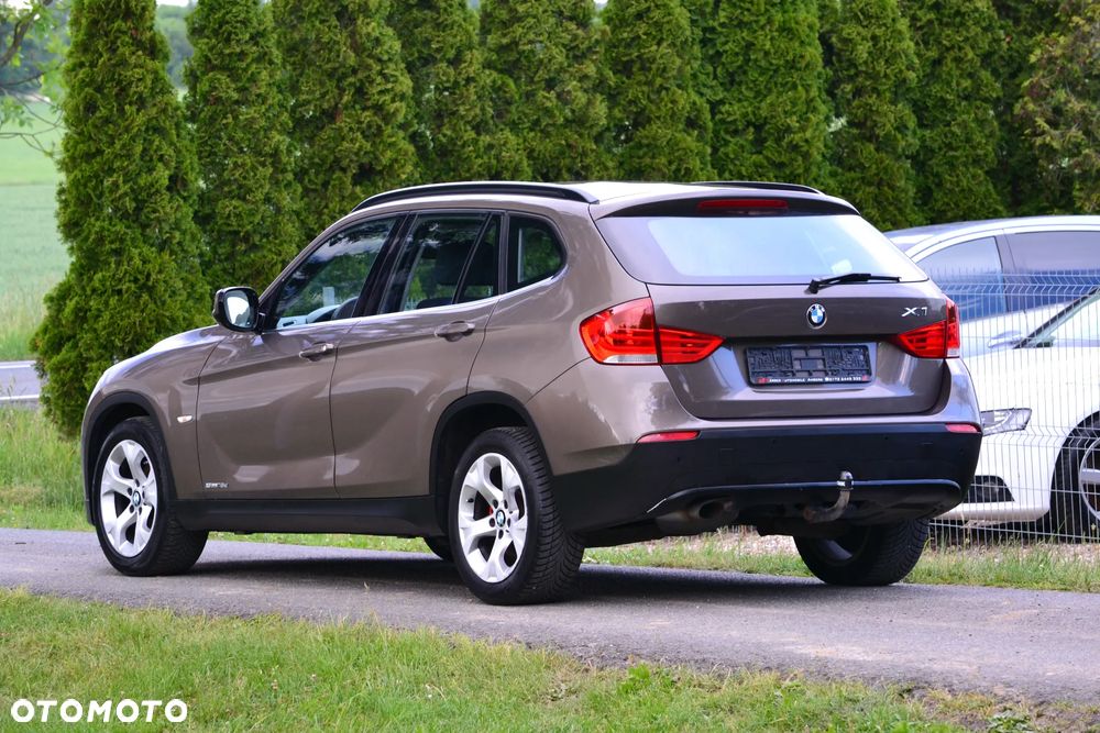 BMW X1 sDrive18d xLine - 14
