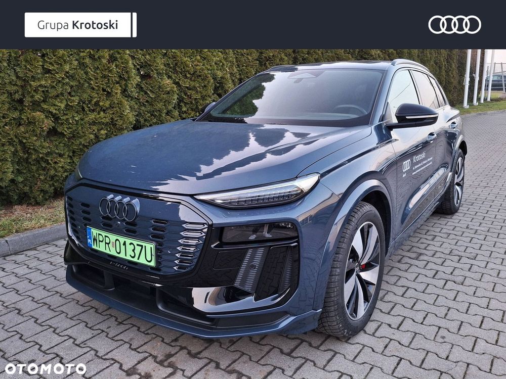 Audi Q6 e-tron - 1