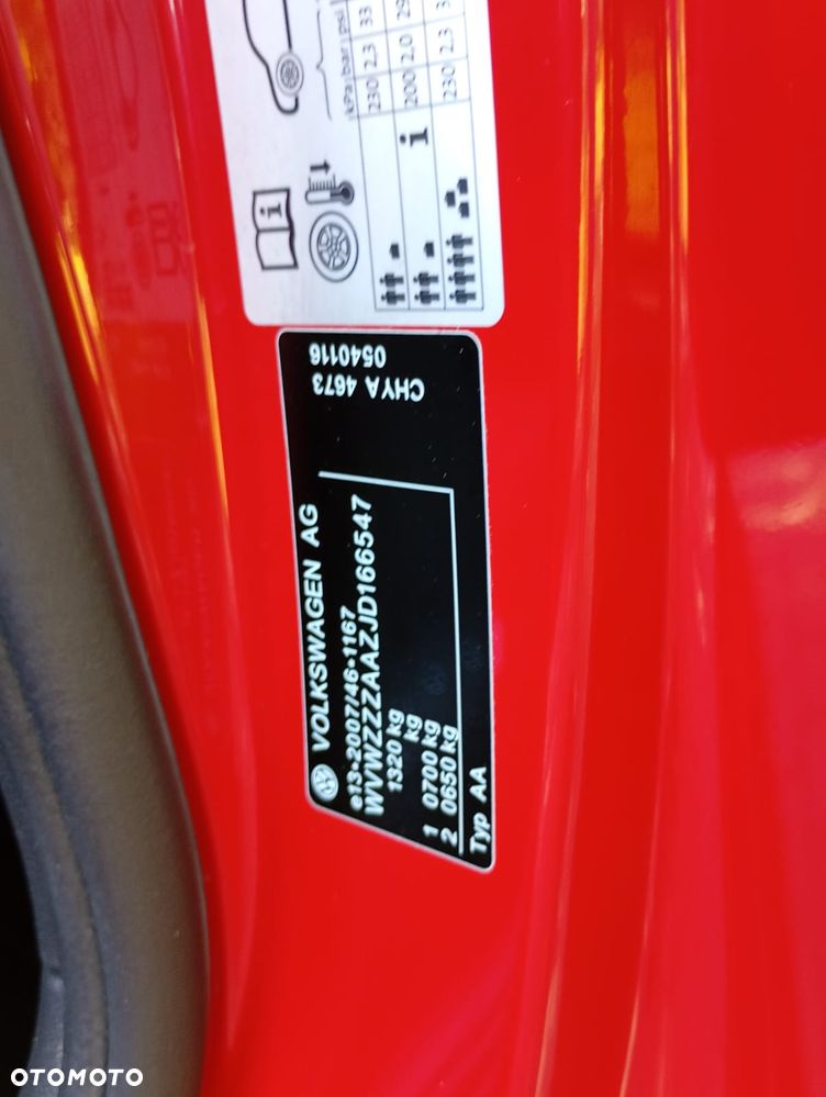 Volkswagen up! 1.0 Beats - 25