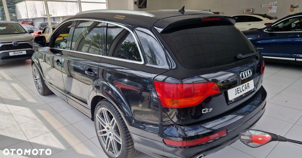 Audi Q7 4.2 TDI Quattro Tiptr - 8