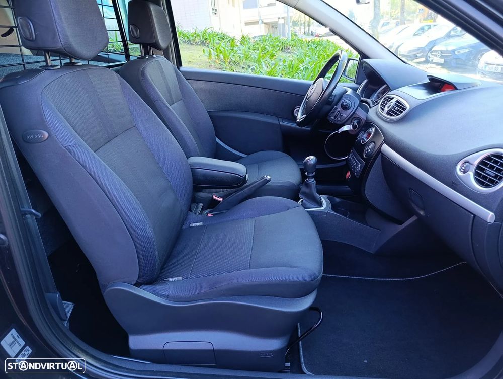 Renault Clio 1.5 DCI Dinamique - 5