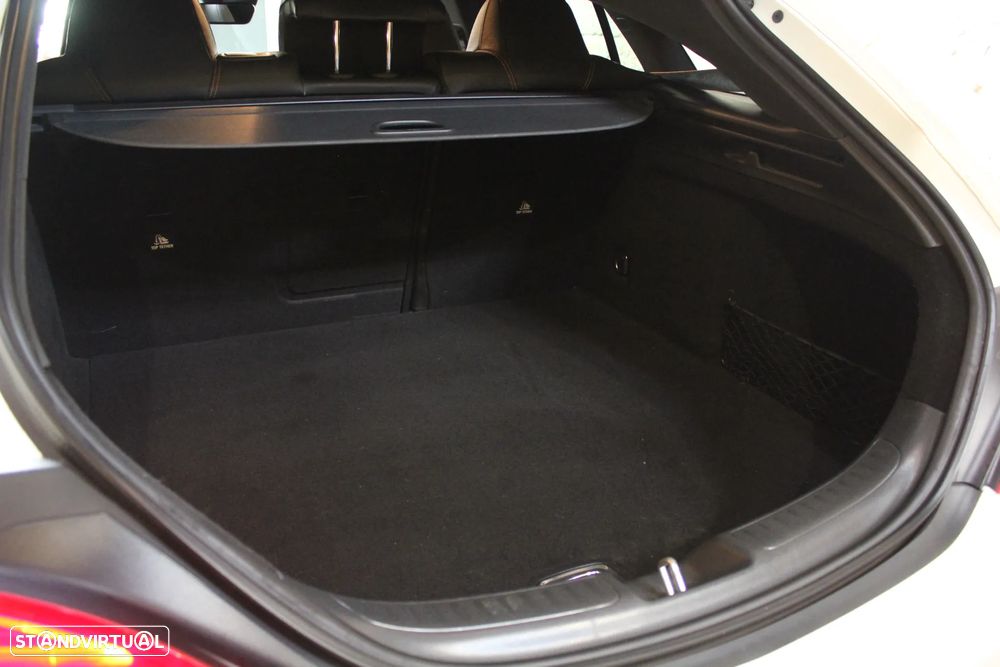 Mercedes-Benz CLA 220 (CDI) d 7G-DCT Orange Art Edition - 29