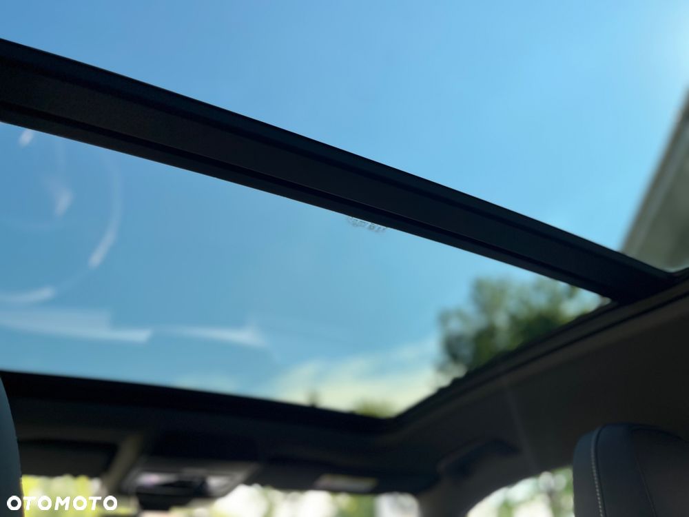 Volkswagen Tiguan 2.0 TDI SCR 4MOTION DSG R-Line - 26