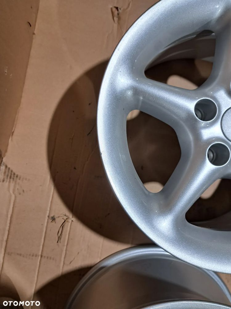 Felga aluminiowa Audi 100 A6 C4 4A0 7.5Jx15H2 ET 42.5 4A0071493A - 4