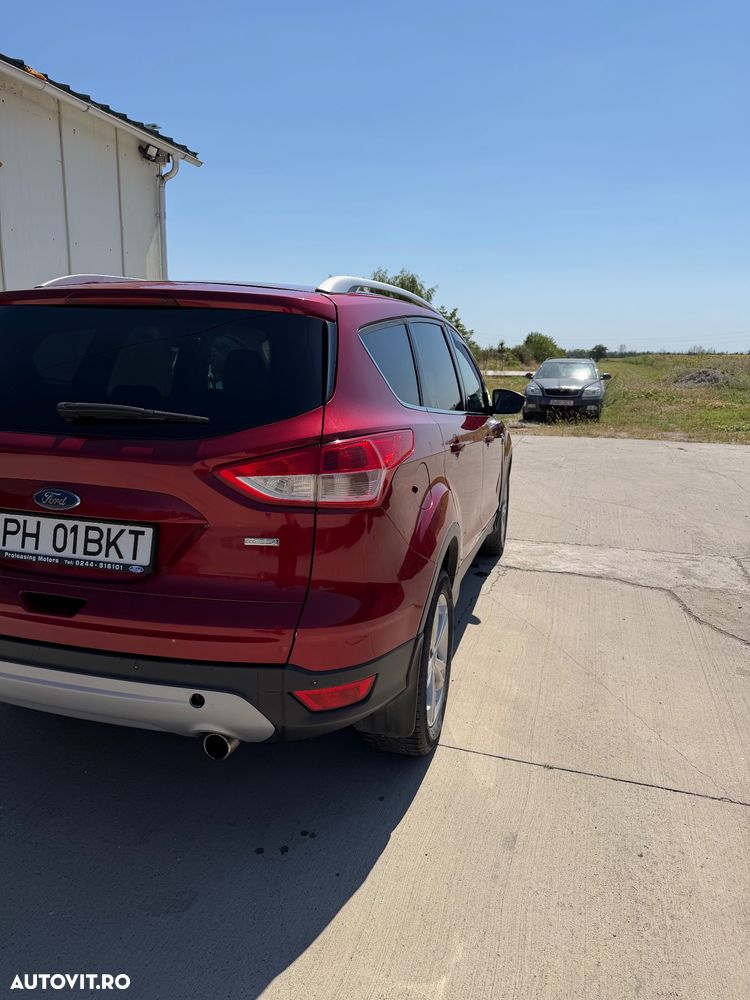 Ford Kuga - 4