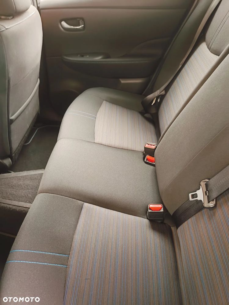 Nissan Leaf 40kWh Acenta - 12