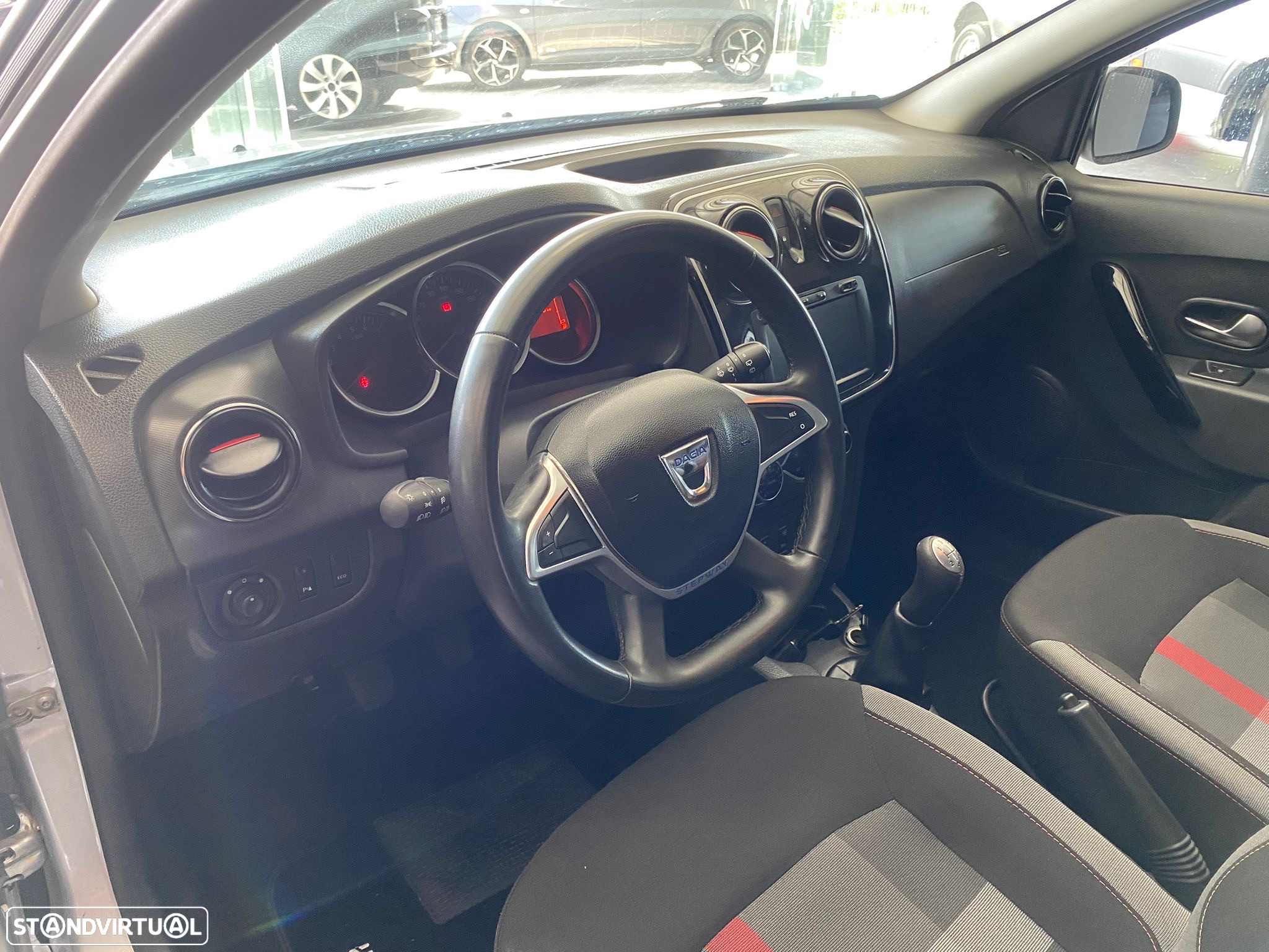 Dacia Sandero 1.0 SCe Comfort - 9