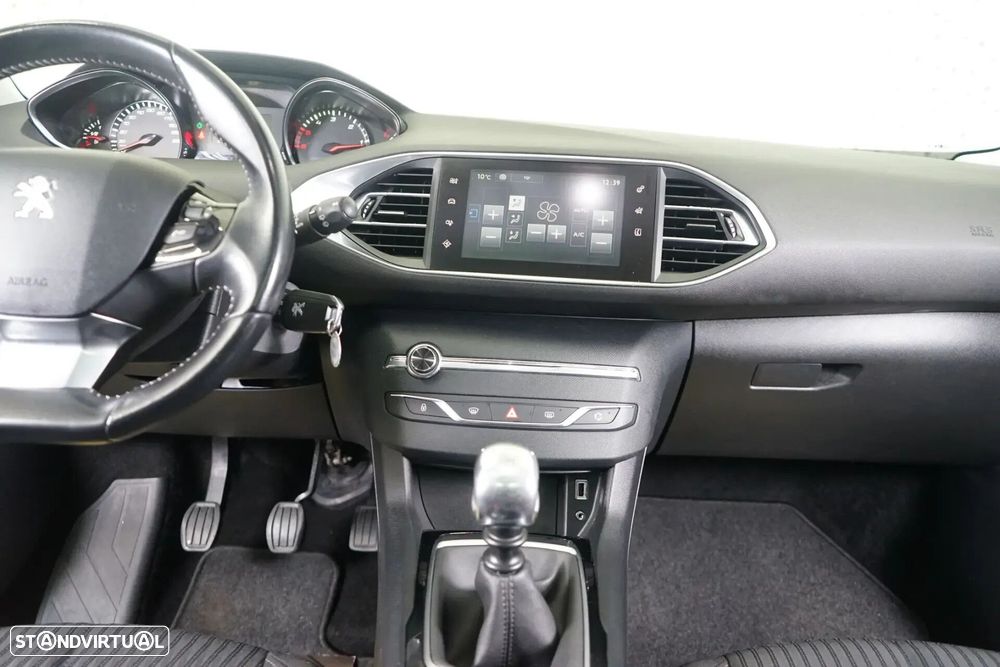 Peugeot 308 SW - 28