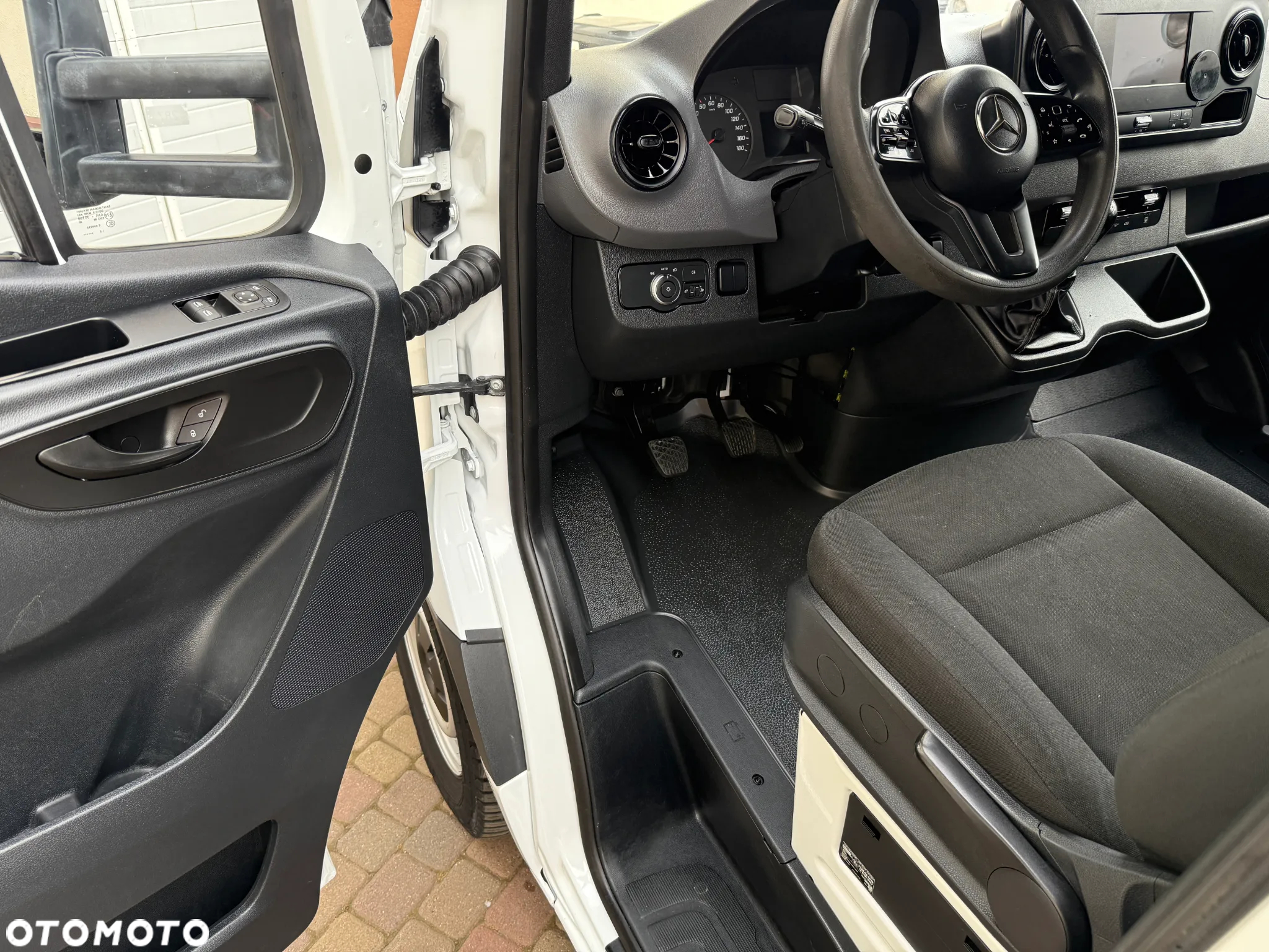 Mercedes-Benz Sprinter Doka Skrzynia Plandeka - 12