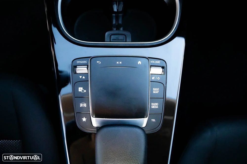 Mercedes-Benz A 250 Limousine e 8G-DCT Style - 24