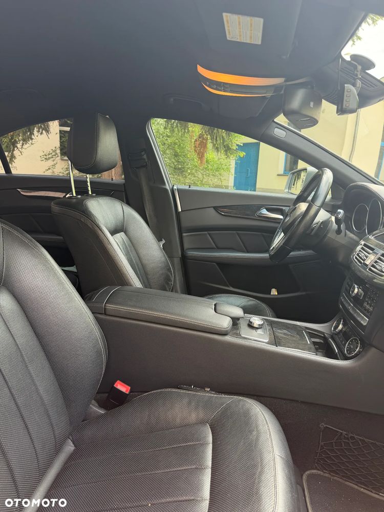 Mercedes-Benz CLS 350 CDI 4-Matic BlueEff - 10