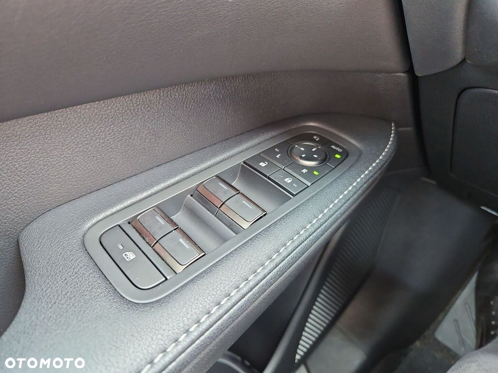 Lexus RX - 19