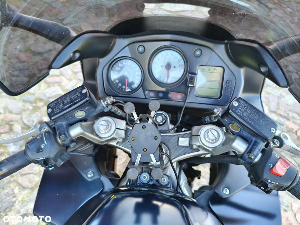 Honda VFR - 5