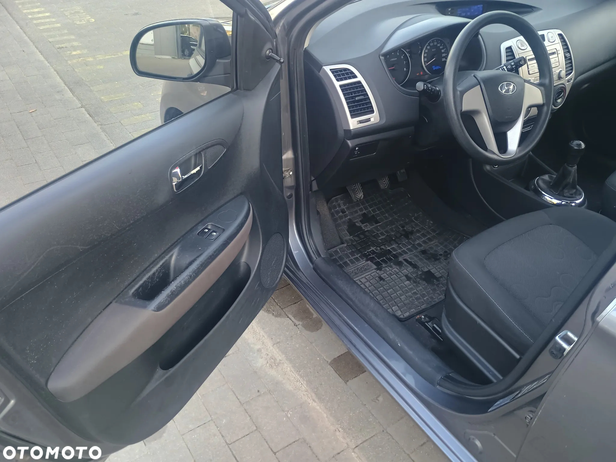 Hyundai i20 1.2 Classic - 34