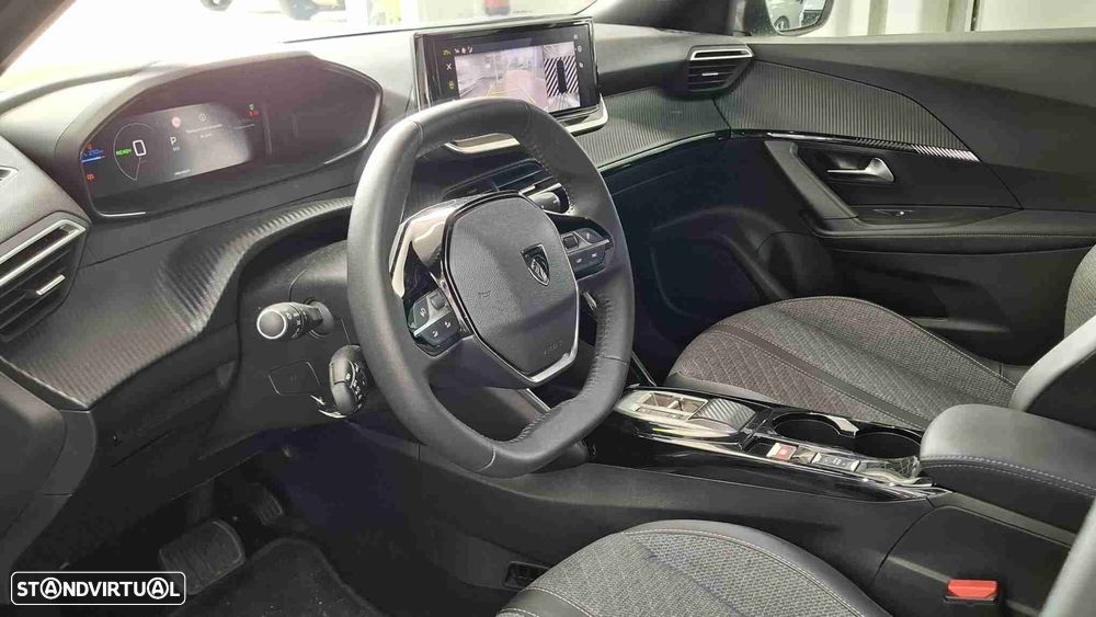 Peugeot e-2008 50 kWh Allure - 11