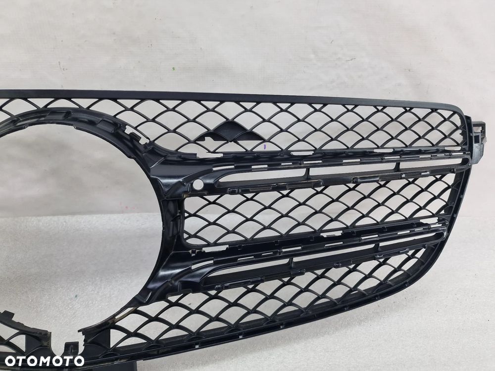 MERCEDES GLE W166 AMG POD KAMERE 15- ATRAPA / GRILL PRZEDNI PRZÓD , NR A1668880260 , NR AUKCJI N799 - 9