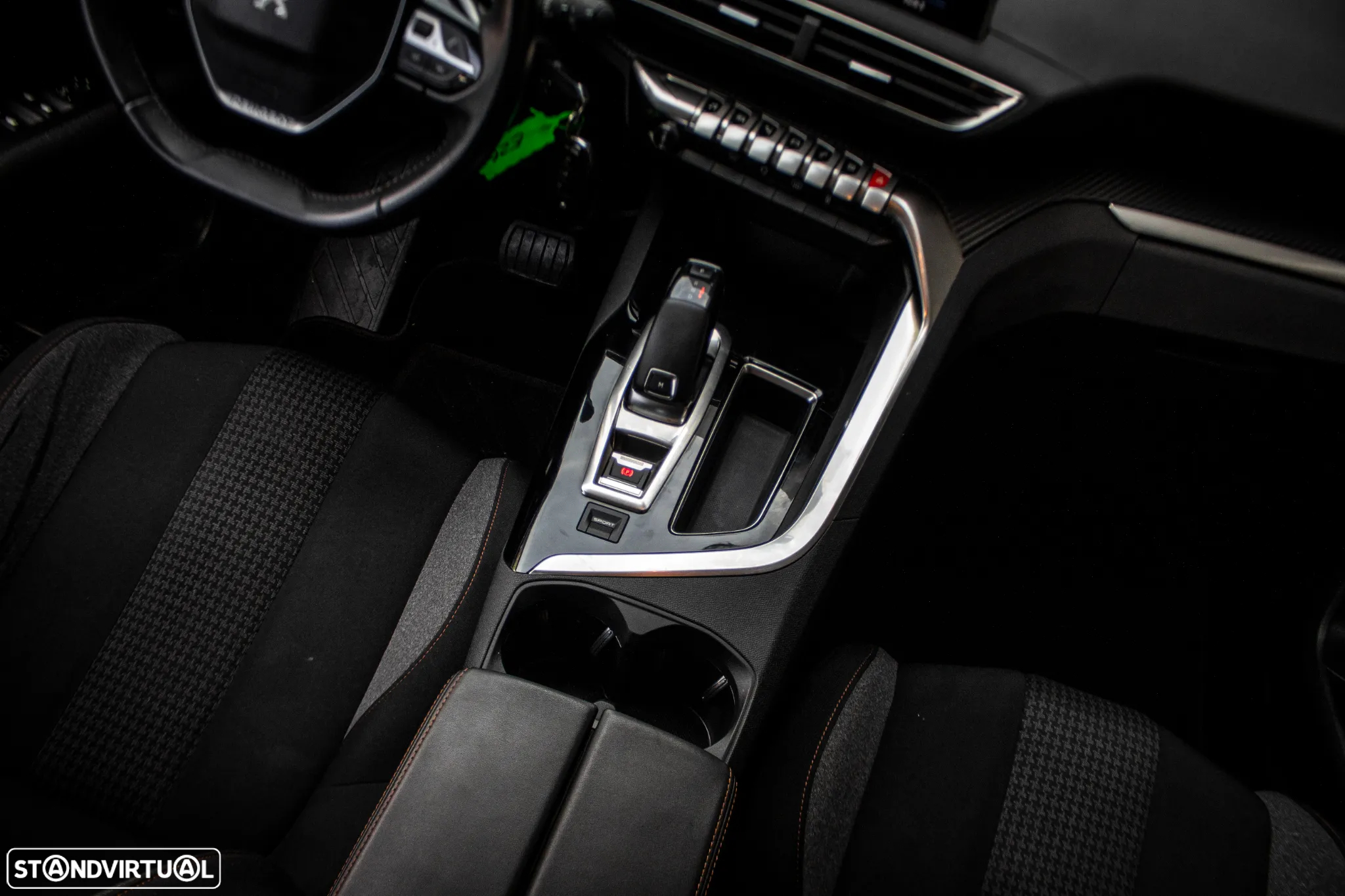 Peugeot 3008 1.2 PureTech Allure EAT8 - 34