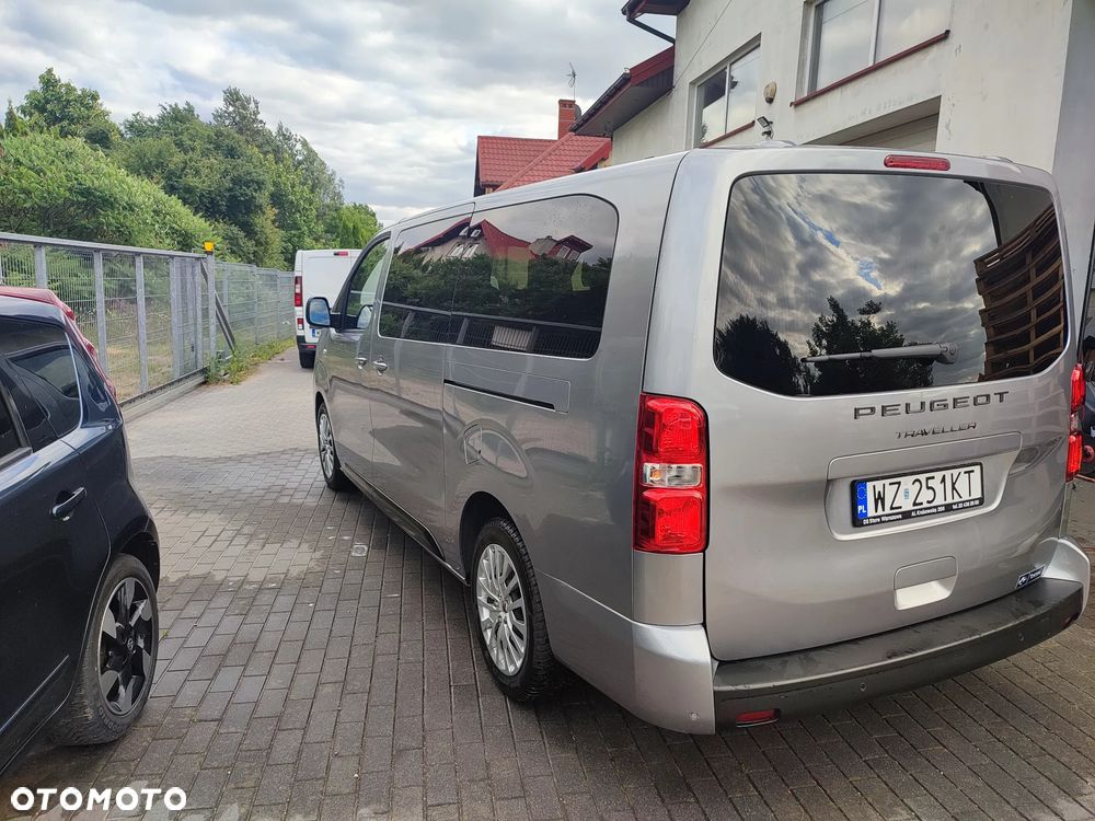 Peugeot Traveller 2.0 BlueHDi Long Business EAT8 - 27