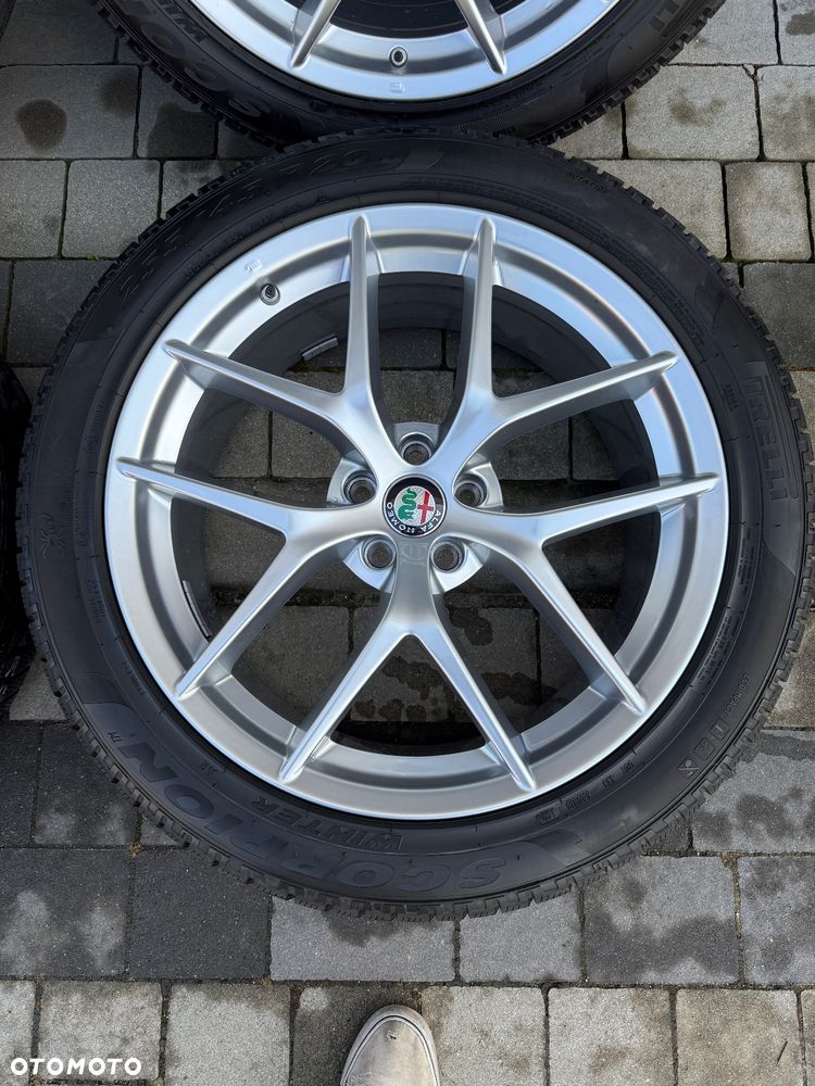 Koła Alfa Romeo Felgi GIULIA STELVIO 8.5" x 20" 5x110 ET31 Opony Pirelli Scorpion 255/45 R20 - 2