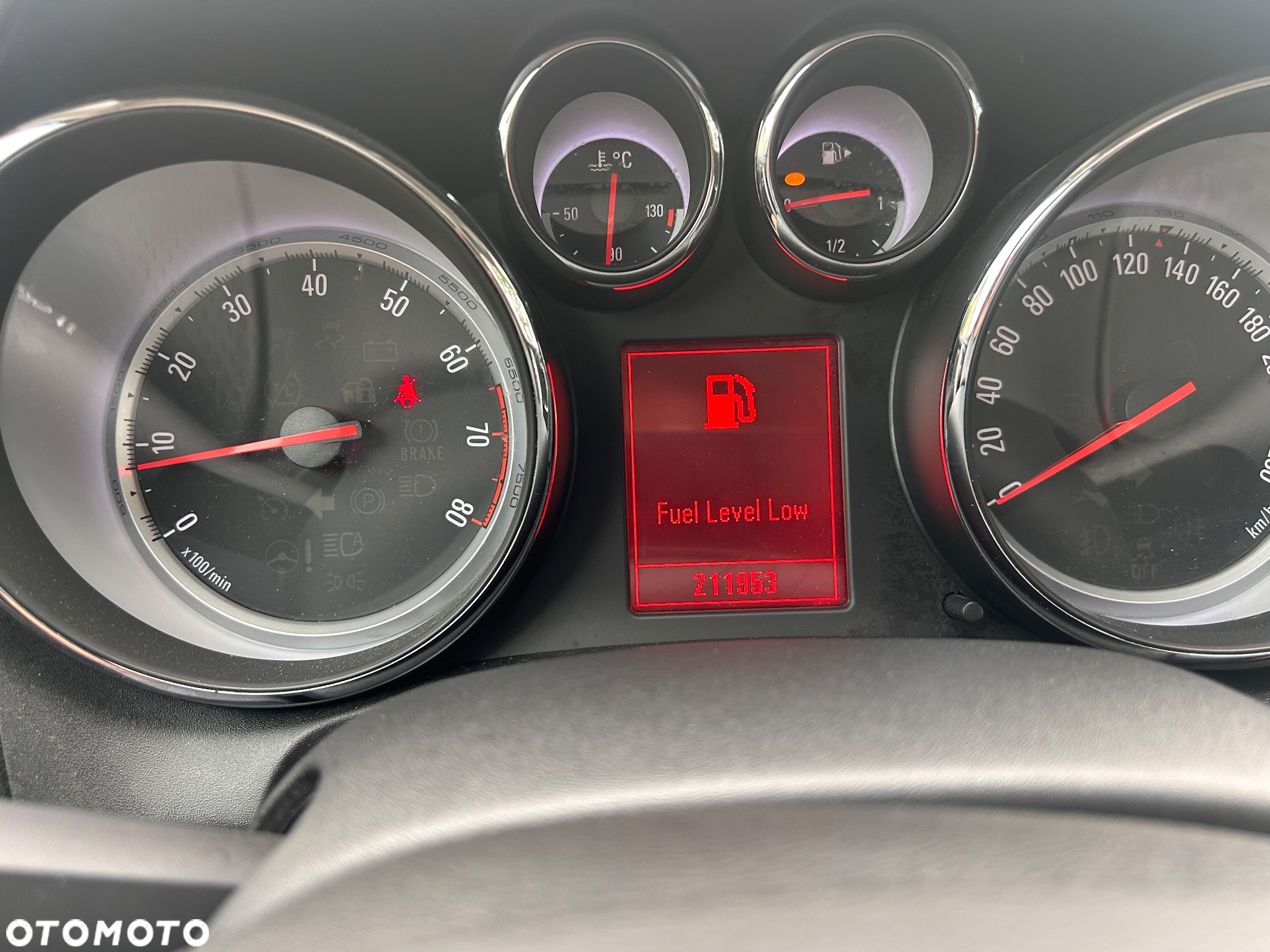 Opel Astra 1.6 Automatik Design Edition - 32