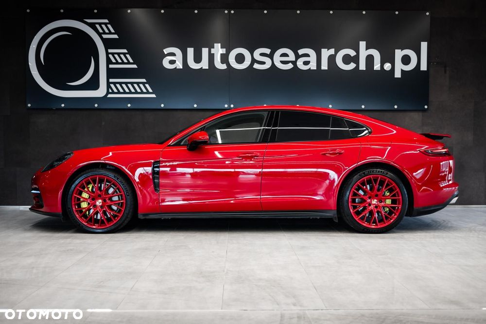 Porsche Panamera 4 E-Hybrid - 8