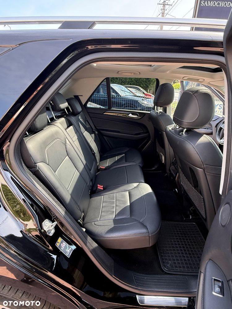 Mercedes-Benz GLE 350 d 4-Matic - 24