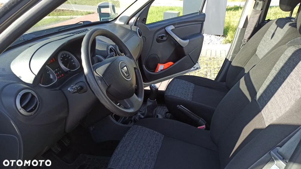 Dacia Duster 1.6 Ambiance - 8