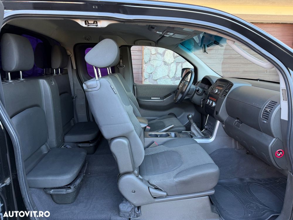 Nissan Navara XE - 5