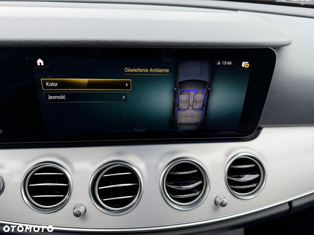 Mercedes-Benz Klasa E 220 d 4-Matic AMG/Avantgarde - 34