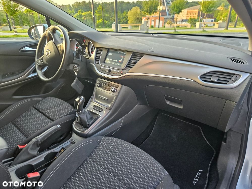 Opel Astra 1.0 Turbo Start/Stop 120 Jahre - 17