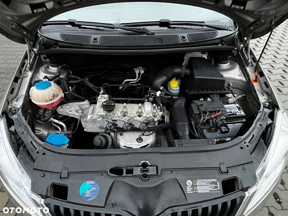 Skoda Fabia 1.2 HTP Ambition - 10