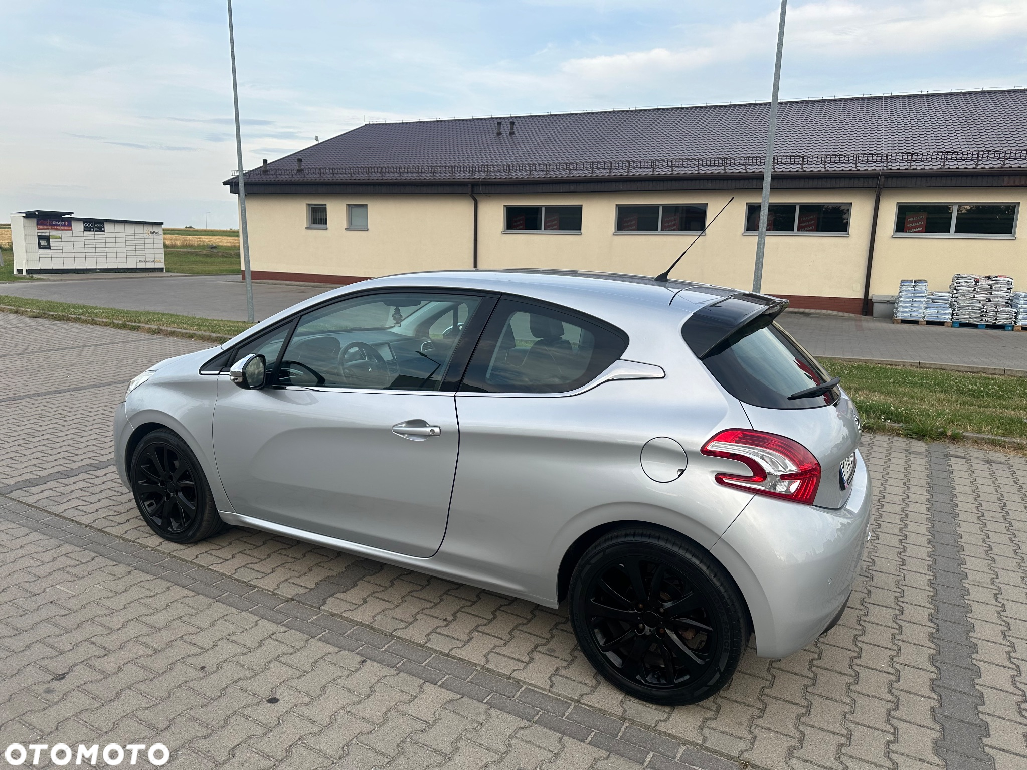 Peugeot 208 1.6 e-HDi Allure STT - 7