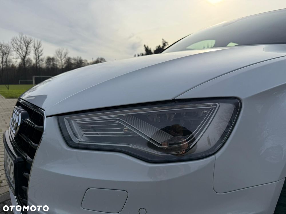 Audi A3 Sportback 1.4 TFSI cylinder on demand ultra S line Sportpaket - 13