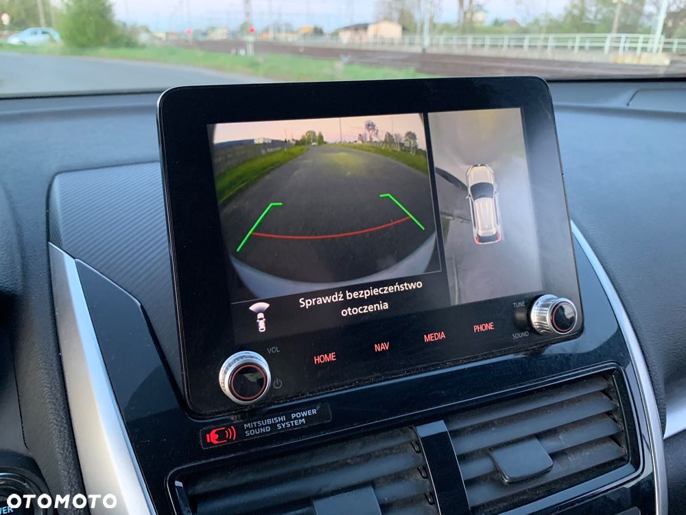 Mitsubishi Eclipse Cross - 14
