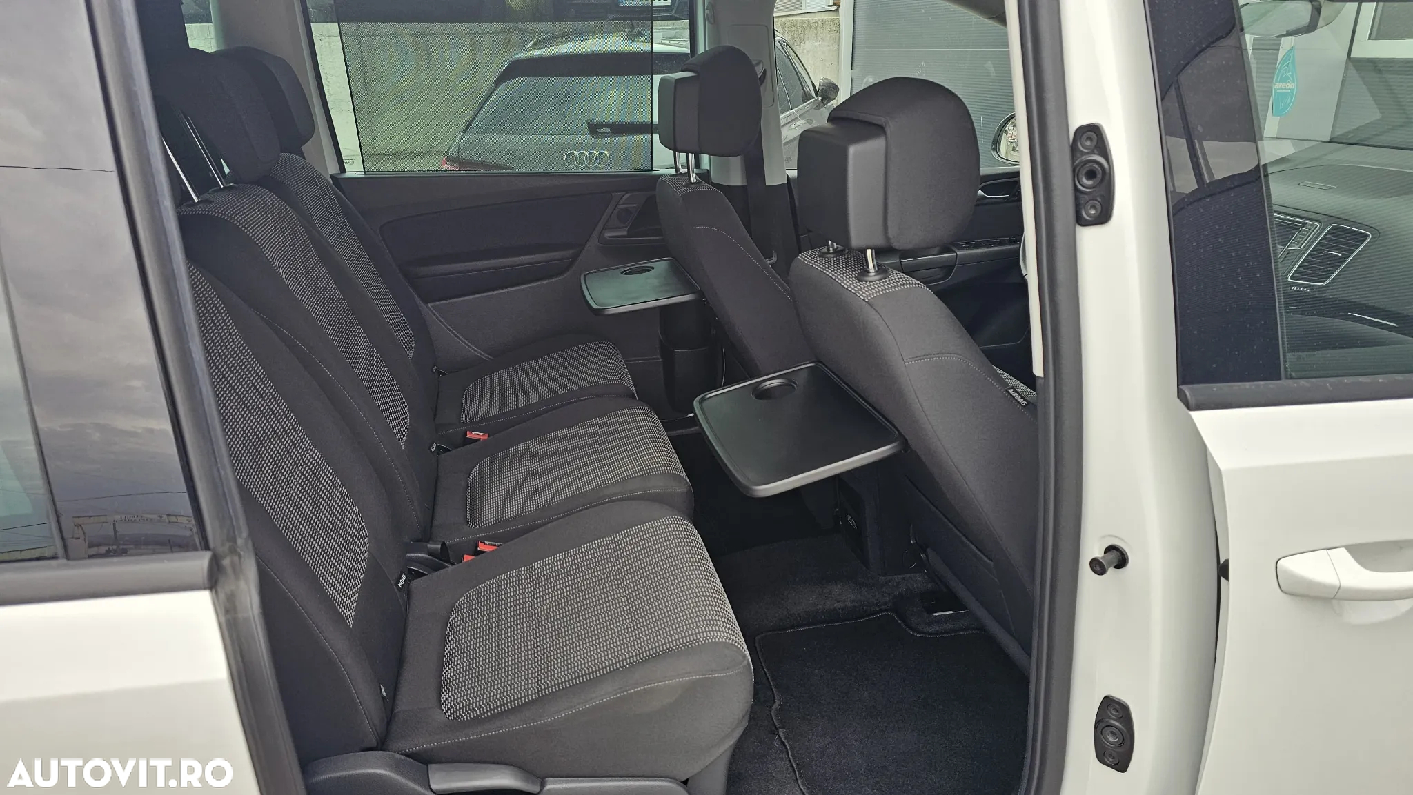 Volkswagen Sharan - 9