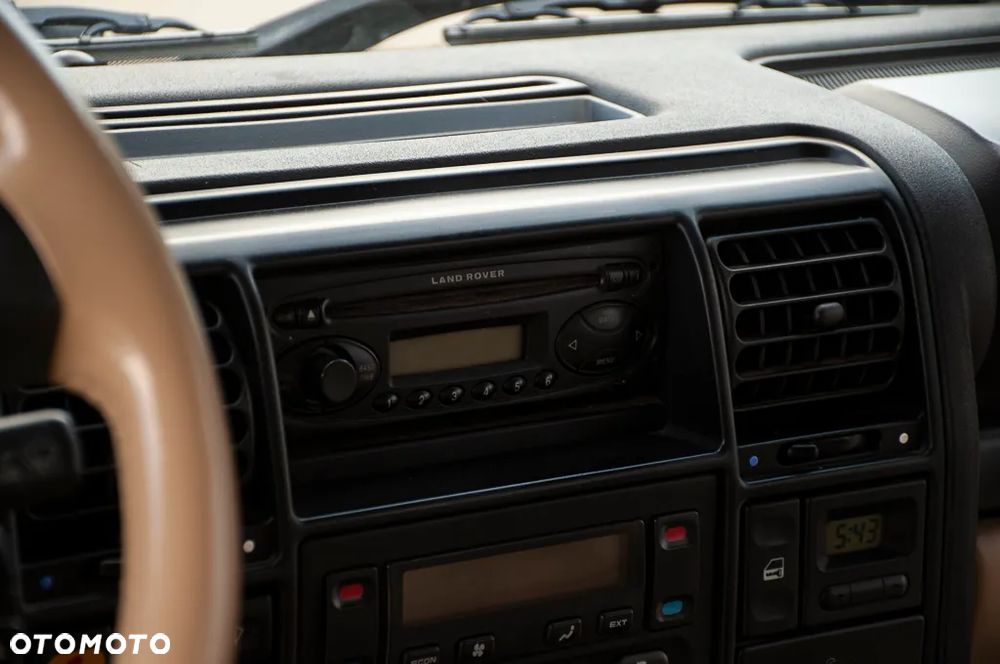 Land Rover Discovery - 26