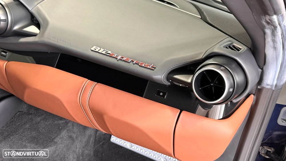 Ferrari 812 Superfast 6.5 V12 - 43