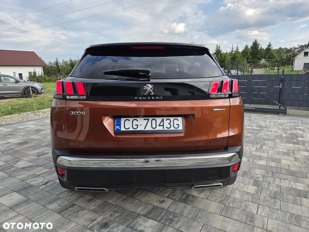 Peugeot 3008 1.2 PureTech GPF Allure S&S - 11
