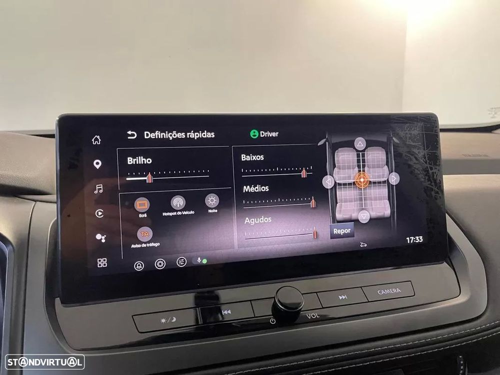 Nissan Qashqai 1.3 DIG-T N-Connecta LED Xtronic - 32