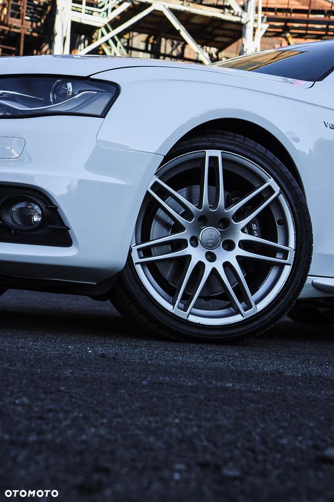 Audi S4 Avant - 16