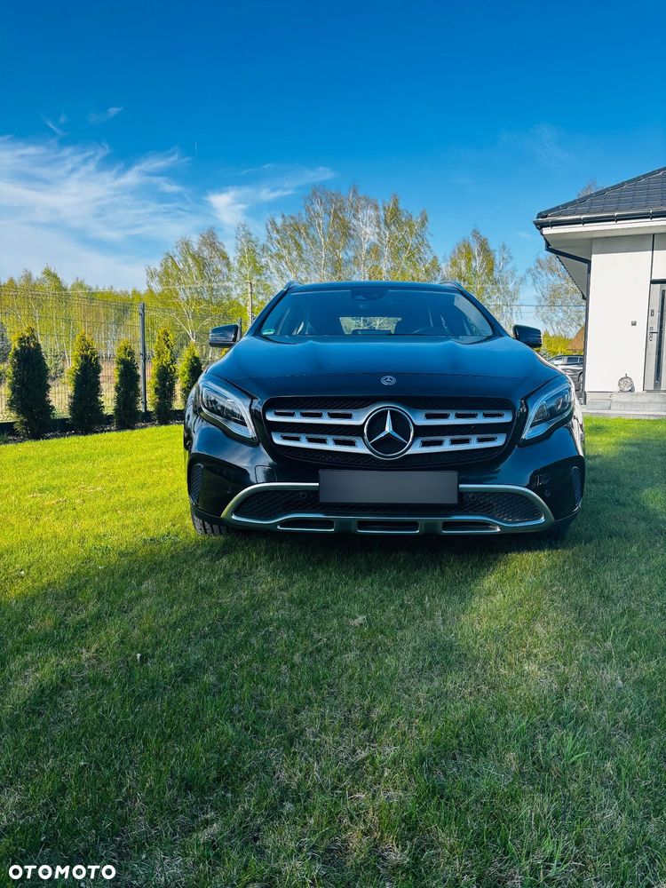 Mercedes-Benz GLA 180 7G-DCT UrbanStyle Edition - 6