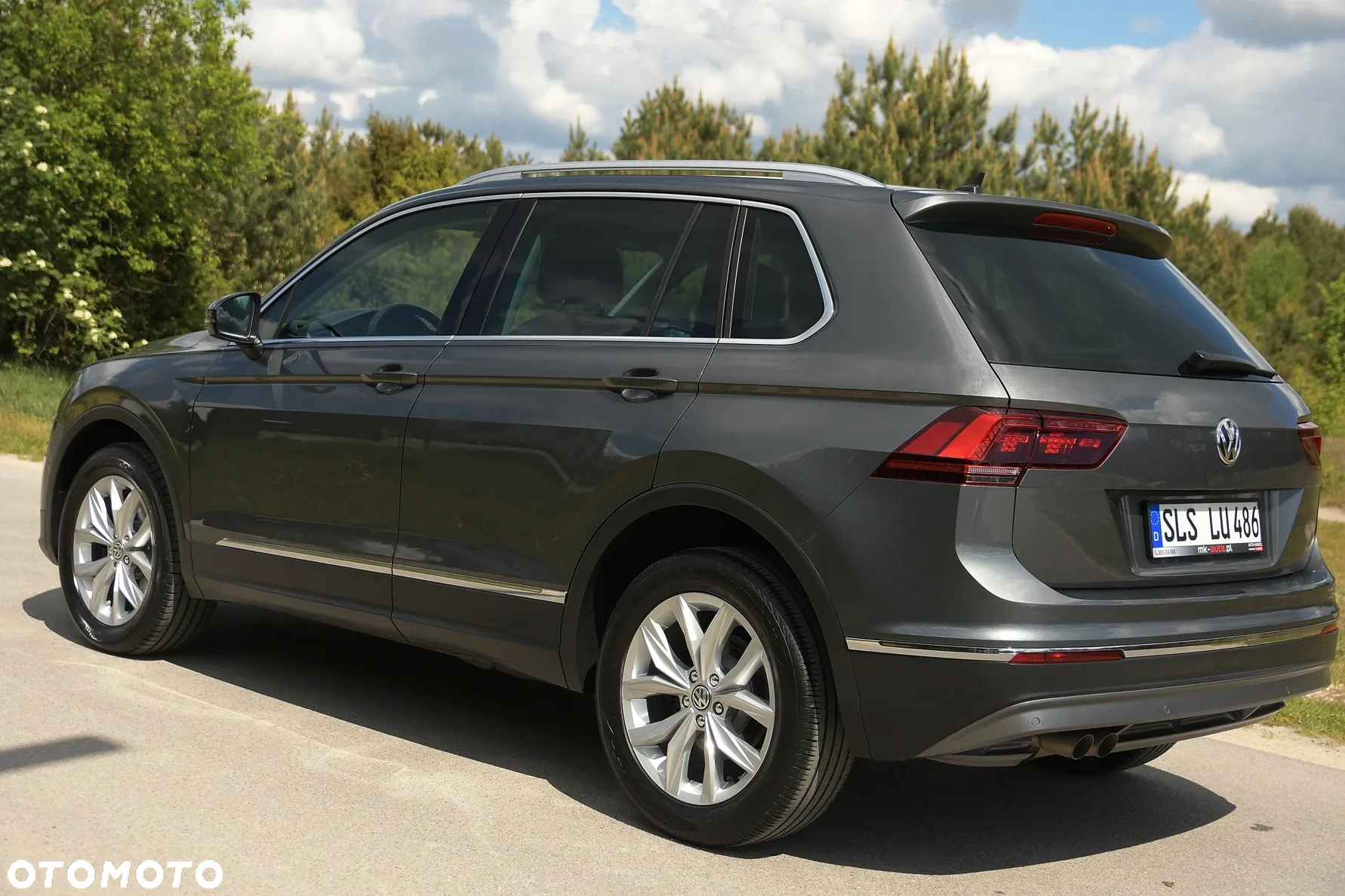 Volkswagen Tiguan - 12